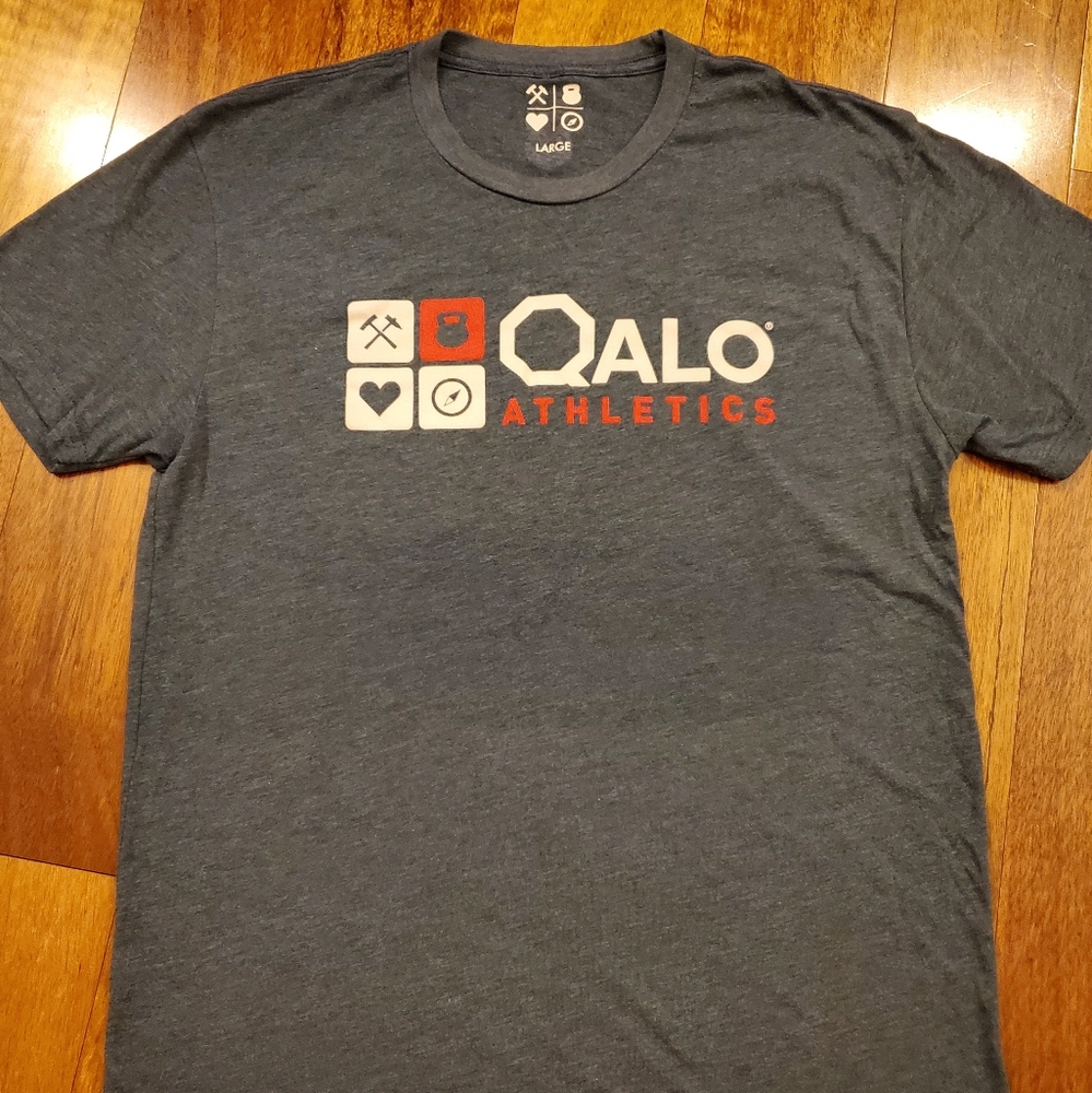 Qalo athletics short sleeve tee